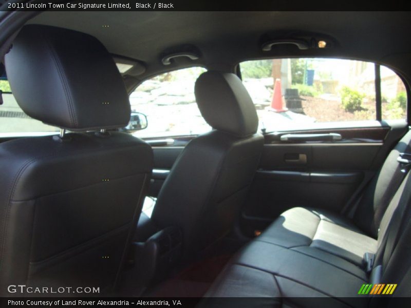 Black / Black 2011 Lincoln Town Car Signature Limited