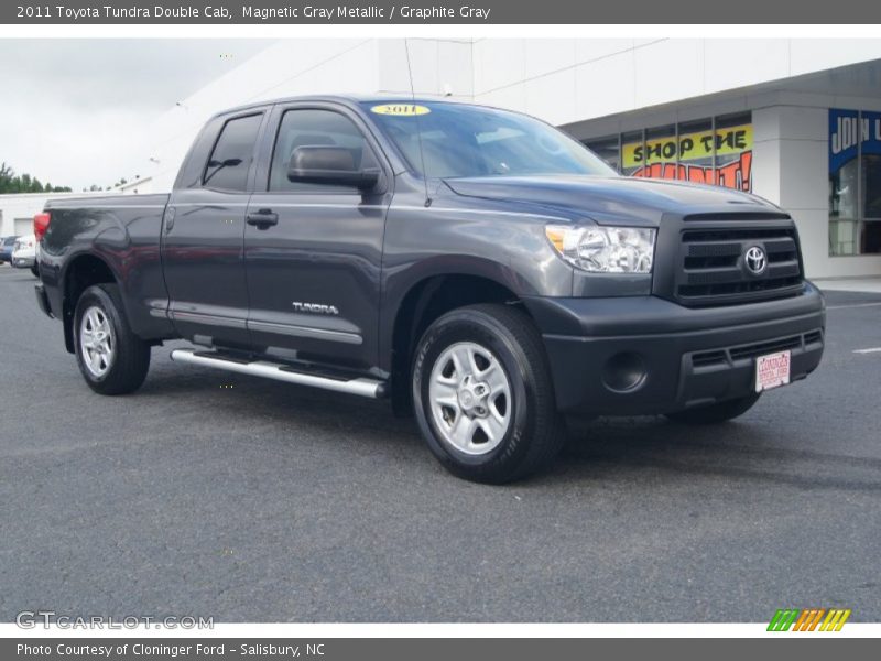Magnetic Gray Metallic / Graphite Gray 2011 Toyota Tundra Double Cab