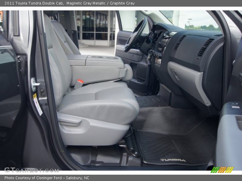 Magnetic Gray Metallic / Graphite Gray 2011 Toyota Tundra Double Cab