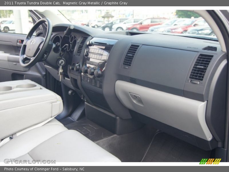 Magnetic Gray Metallic / Graphite Gray 2011 Toyota Tundra Double Cab