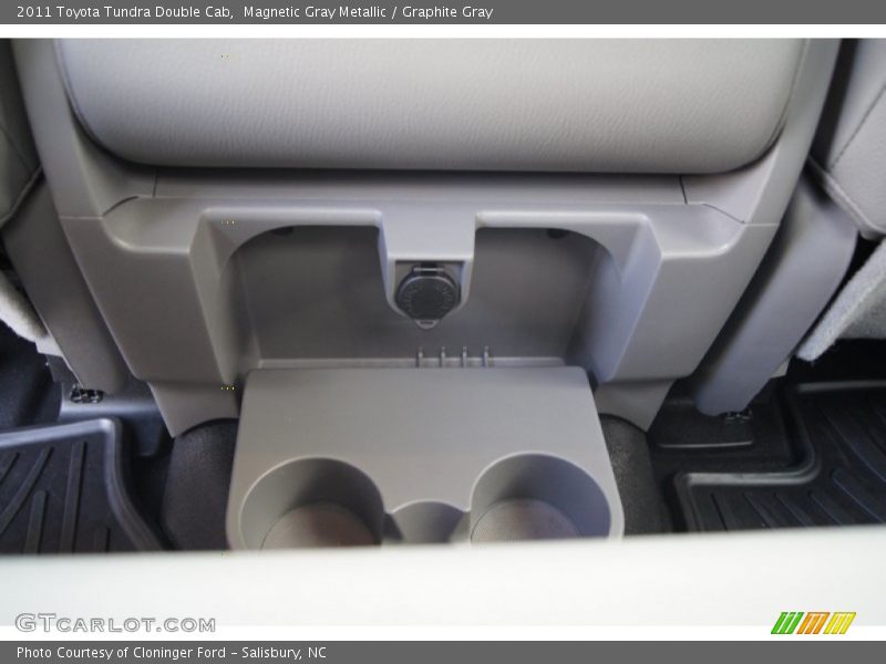 Magnetic Gray Metallic / Graphite Gray 2011 Toyota Tundra Double Cab