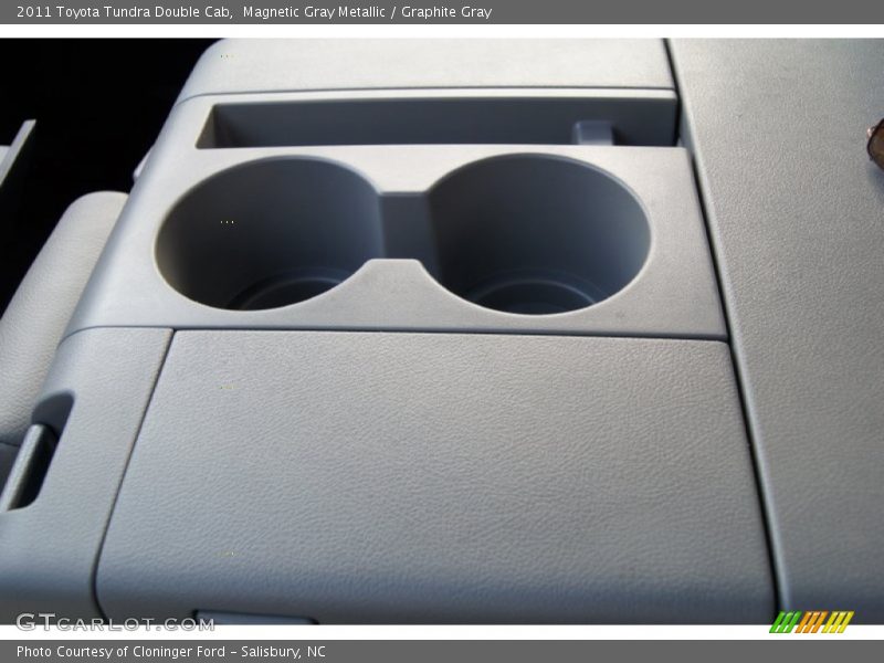 Magnetic Gray Metallic / Graphite Gray 2011 Toyota Tundra Double Cab
