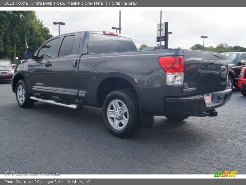 Magnetic Gray Metallic / Graphite Gray 2011 Toyota Tundra Double Cab