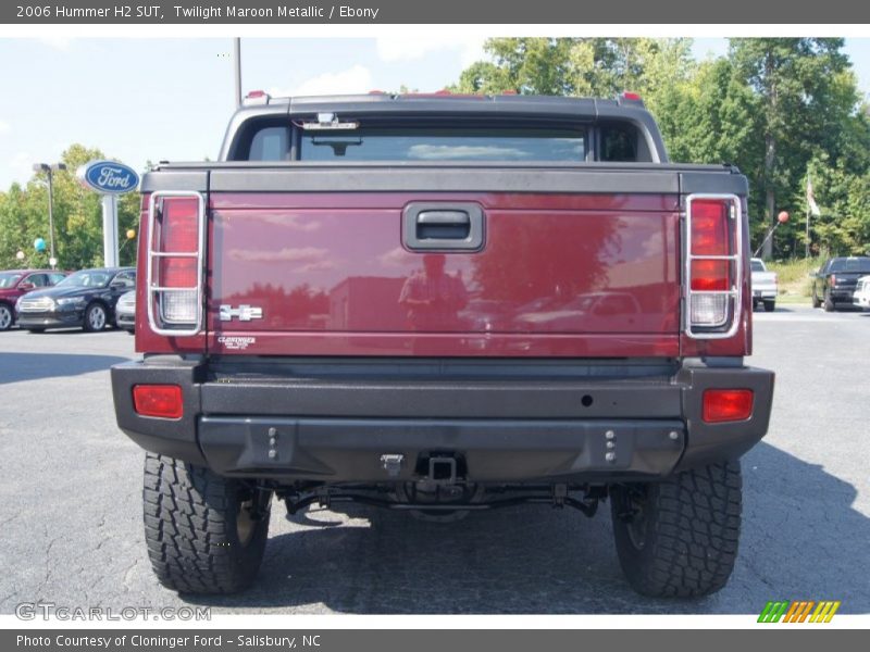 Twilight Maroon Metallic / Ebony 2006 Hummer H2 SUT