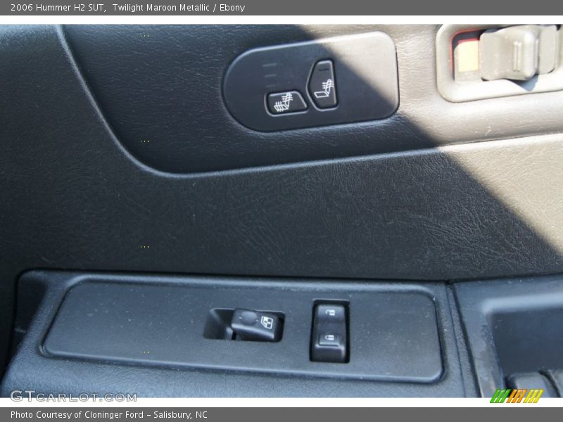 Twilight Maroon Metallic / Ebony 2006 Hummer H2 SUT