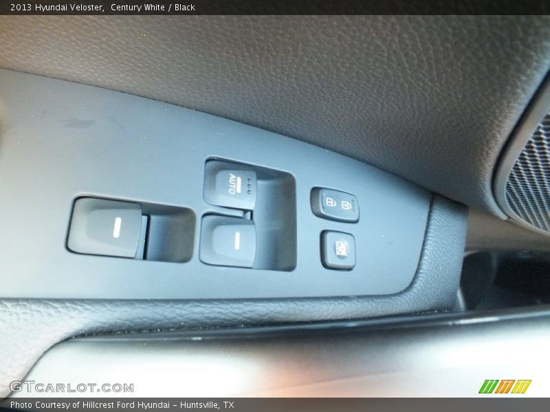 Century White / Black 2013 Hyundai Veloster