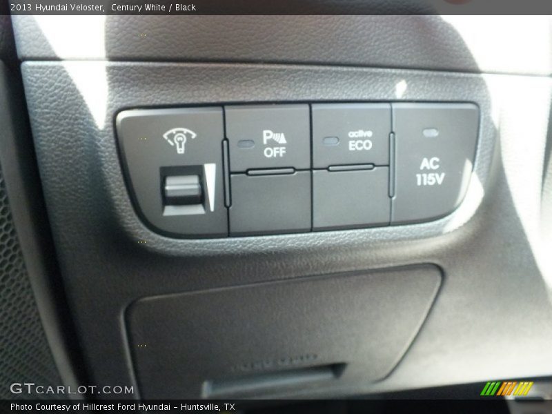 Century White / Black 2013 Hyundai Veloster