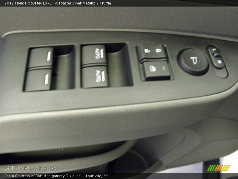 Alabaster Silver Metallic / Truffle 2012 Honda Odyssey EX-L