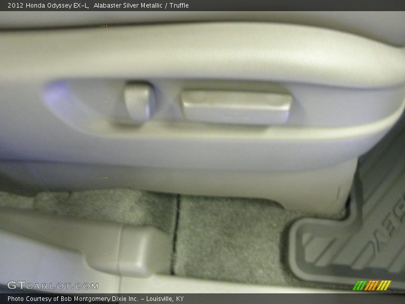 Alabaster Silver Metallic / Truffle 2012 Honda Odyssey EX-L