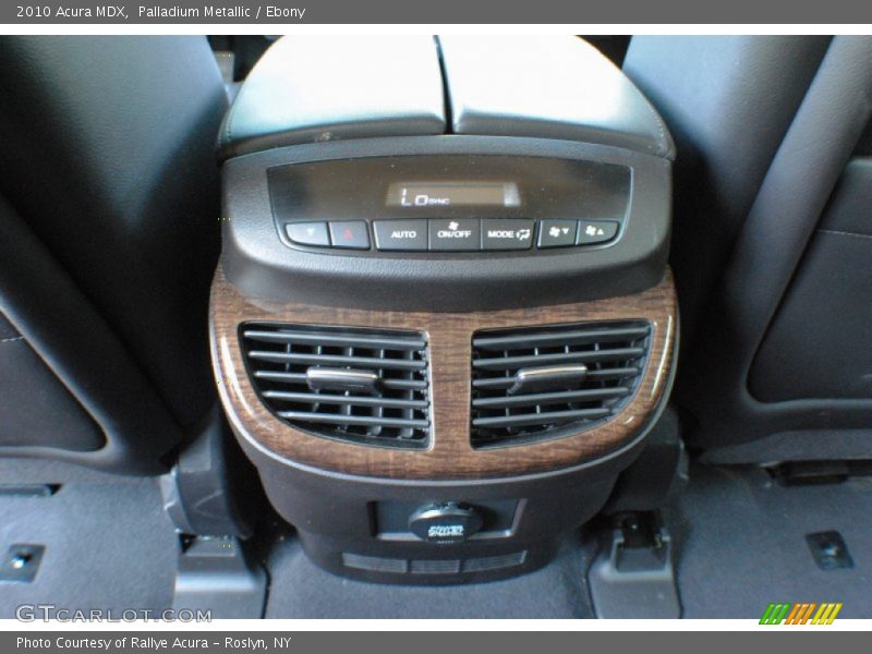 Palladium Metallic / Ebony 2010 Acura MDX