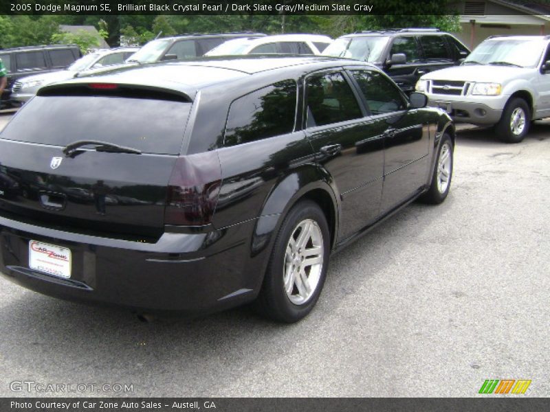 Brilliant Black Crystal Pearl / Dark Slate Gray/Medium Slate Gray 2005 Dodge Magnum SE