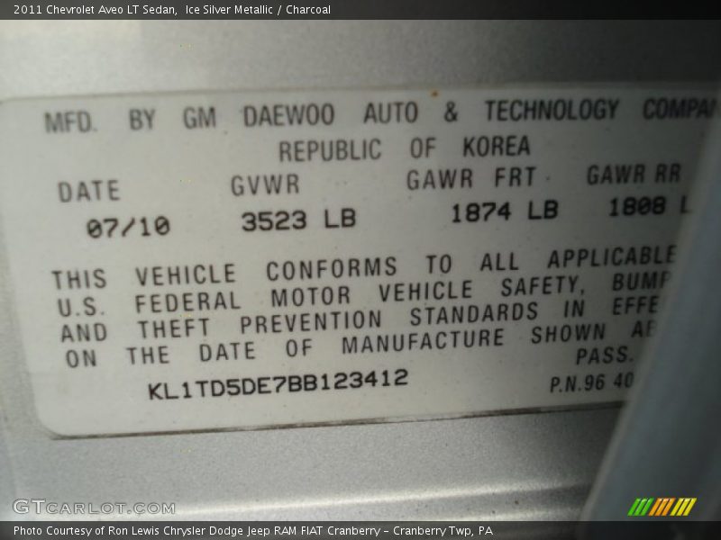 Ice Silver Metallic / Charcoal 2011 Chevrolet Aveo LT Sedan