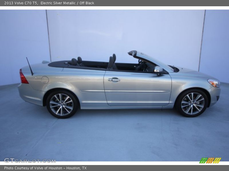 Electric Silver Metallic / Off Black 2013 Volvo C70 T5