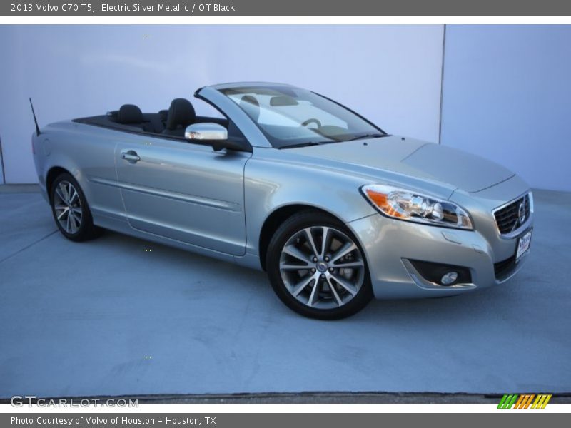 Electric Silver Metallic / Off Black 2013 Volvo C70 T5