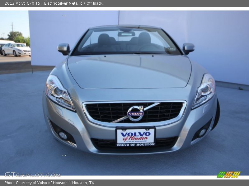 Electric Silver Metallic / Off Black 2013 Volvo C70 T5