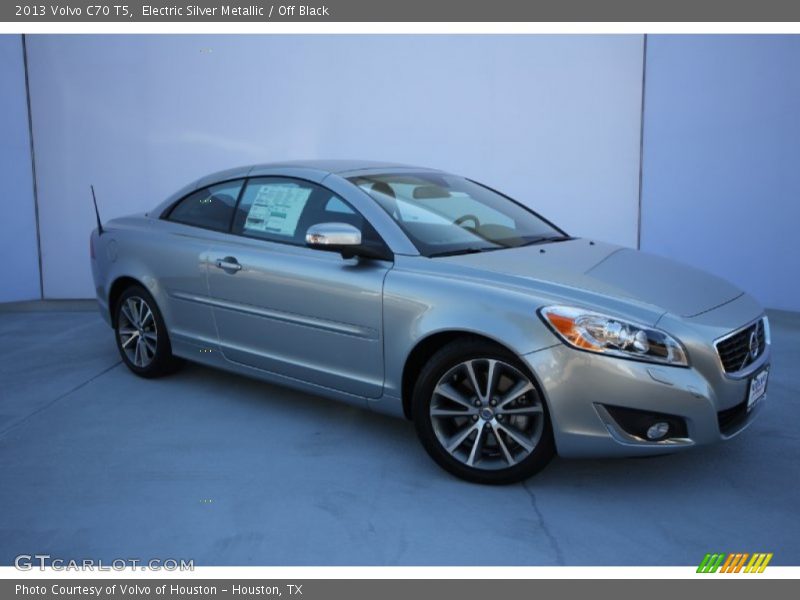 Electric Silver Metallic / Off Black 2013 Volvo C70 T5