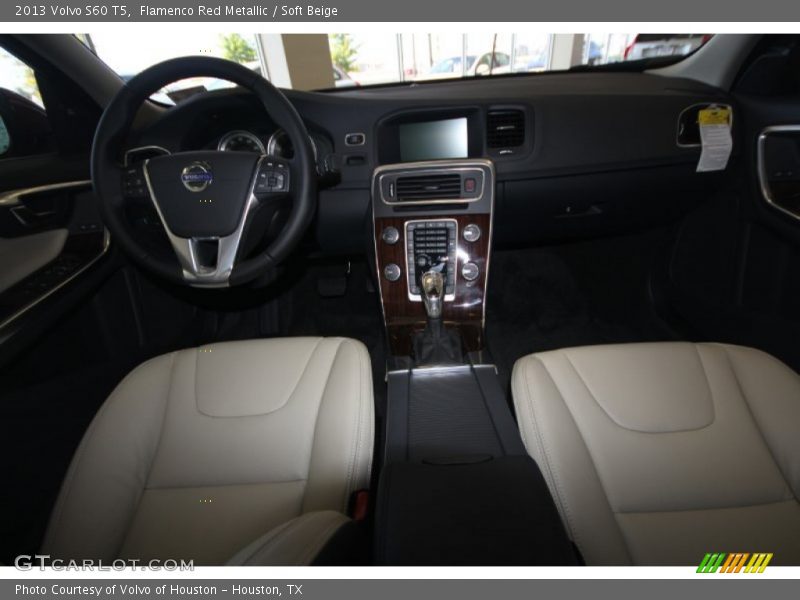 Flamenco Red Metallic / Soft Beige 2013 Volvo S60 T5