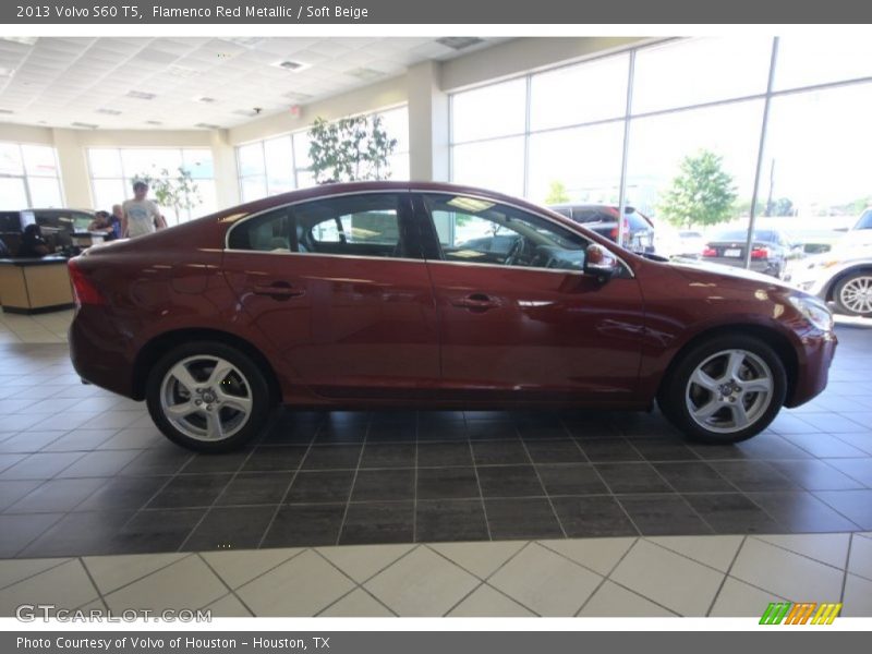 Flamenco Red Metallic / Soft Beige 2013 Volvo S60 T5