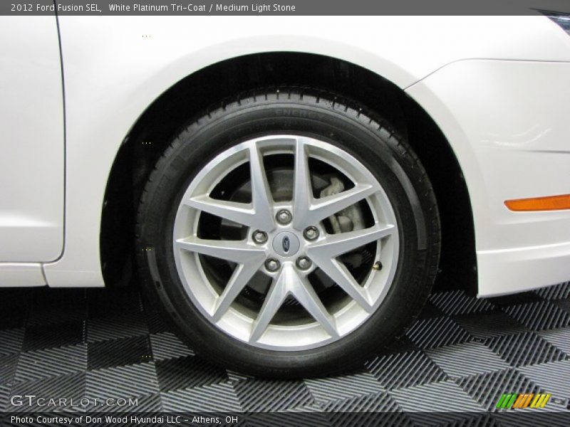 White Platinum Tri-Coat / Medium Light Stone 2012 Ford Fusion SEL