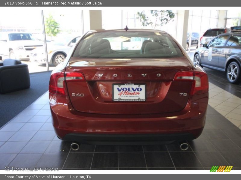 Flamenco Red Metallic / Soft Beige 2013 Volvo S60 T5