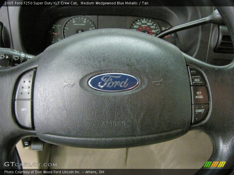 Medium Wedgewood Blue Metallic / Tan 2005 Ford F250 Super Duty XLT Crew Cab