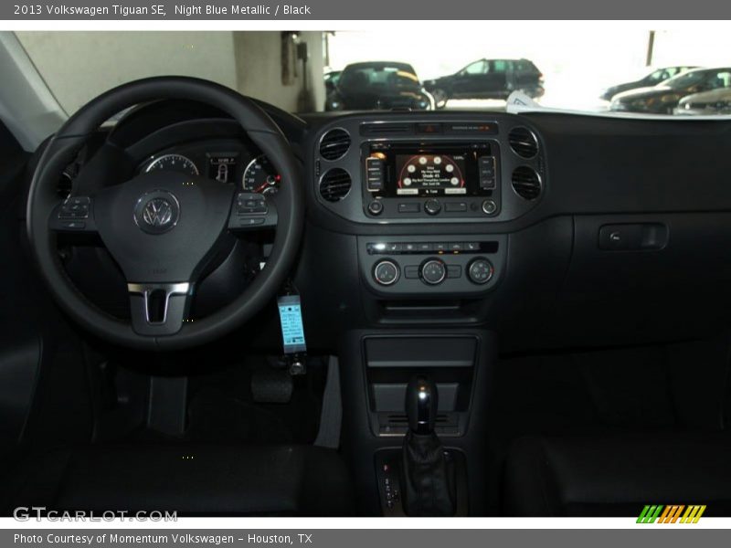 Night Blue Metallic / Black 2013 Volkswagen Tiguan SE