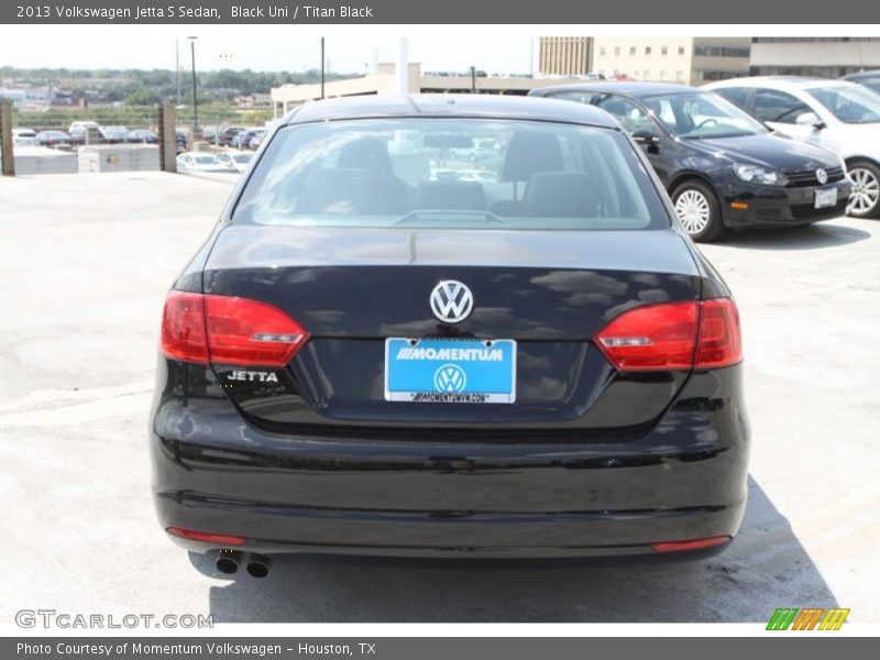 Black Uni / Titan Black 2013 Volkswagen Jetta S Sedan