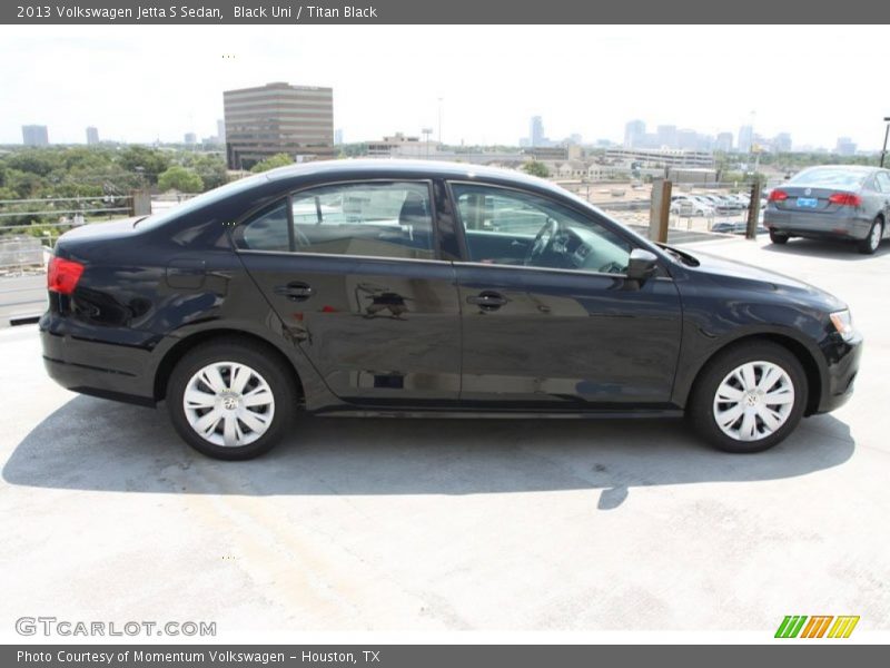 Black Uni / Titan Black 2013 Volkswagen Jetta S Sedan