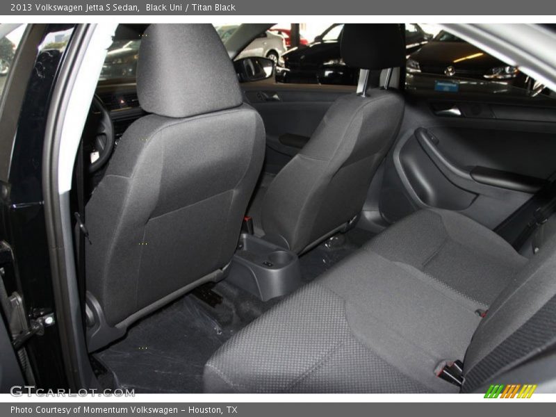 Black Uni / Titan Black 2013 Volkswagen Jetta S Sedan