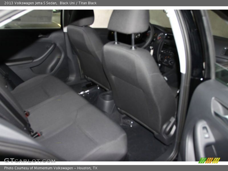 Black Uni / Titan Black 2013 Volkswagen Jetta S Sedan