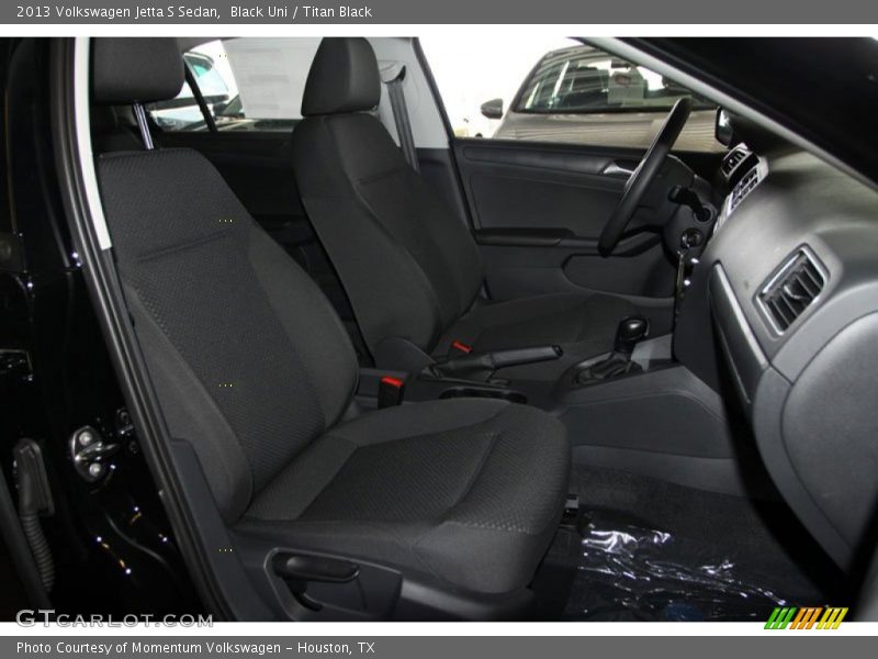 Black Uni / Titan Black 2013 Volkswagen Jetta S Sedan