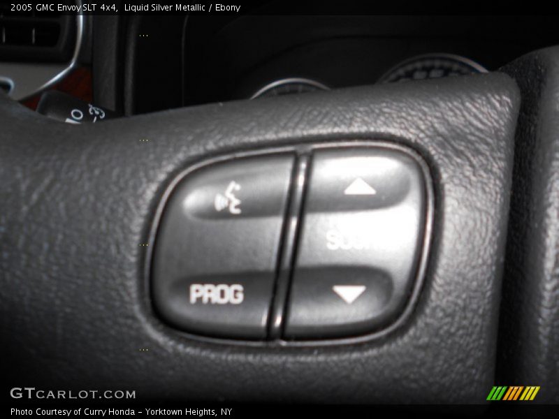 Liquid Silver Metallic / Ebony 2005 GMC Envoy SLT 4x4
