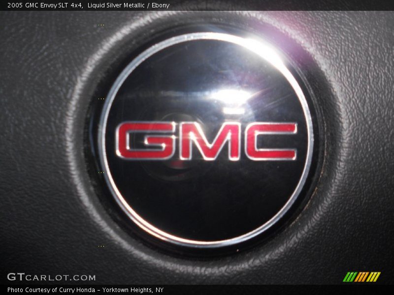 Liquid Silver Metallic / Ebony 2005 GMC Envoy SLT 4x4