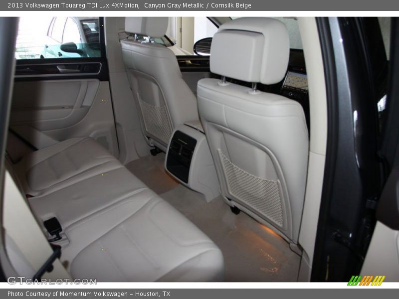 Canyon Gray Metallic / Cornsilk Beige 2013 Volkswagen Touareg TDI Lux 4XMotion
