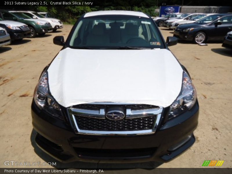 Crystal Black Silica / Ivory 2013 Subaru Legacy 2.5i