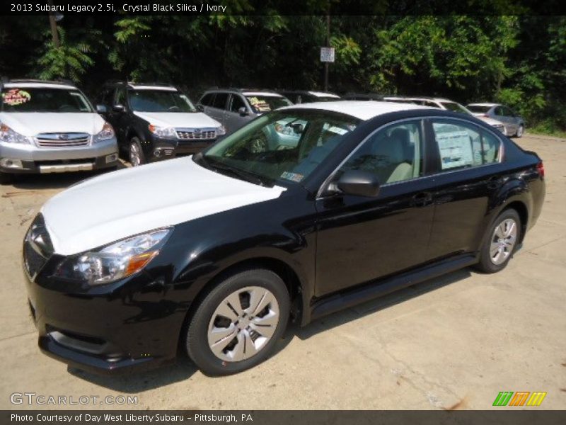 Crystal Black Silica / Ivory 2013 Subaru Legacy 2.5i