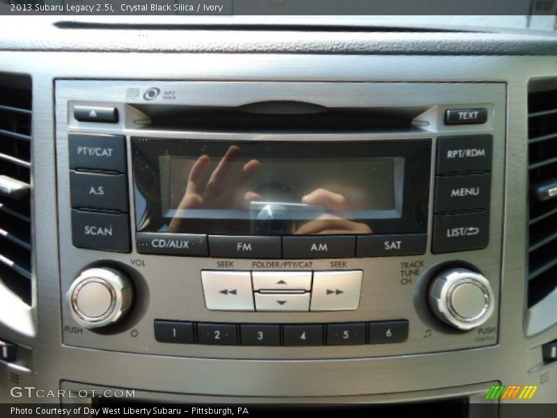 Crystal Black Silica / Ivory 2013 Subaru Legacy 2.5i