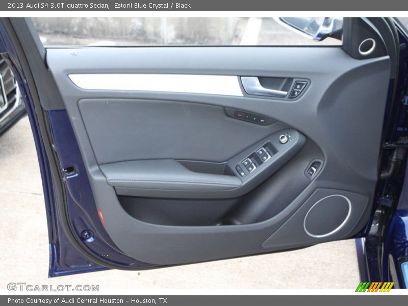 Door Panel of 2013 S4 3.0T quattro Sedan