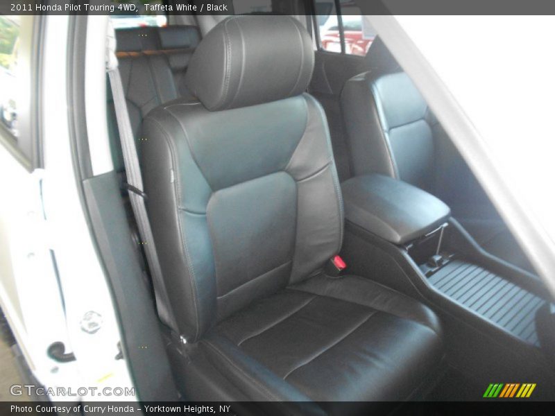 Taffeta White / Black 2011 Honda Pilot Touring 4WD