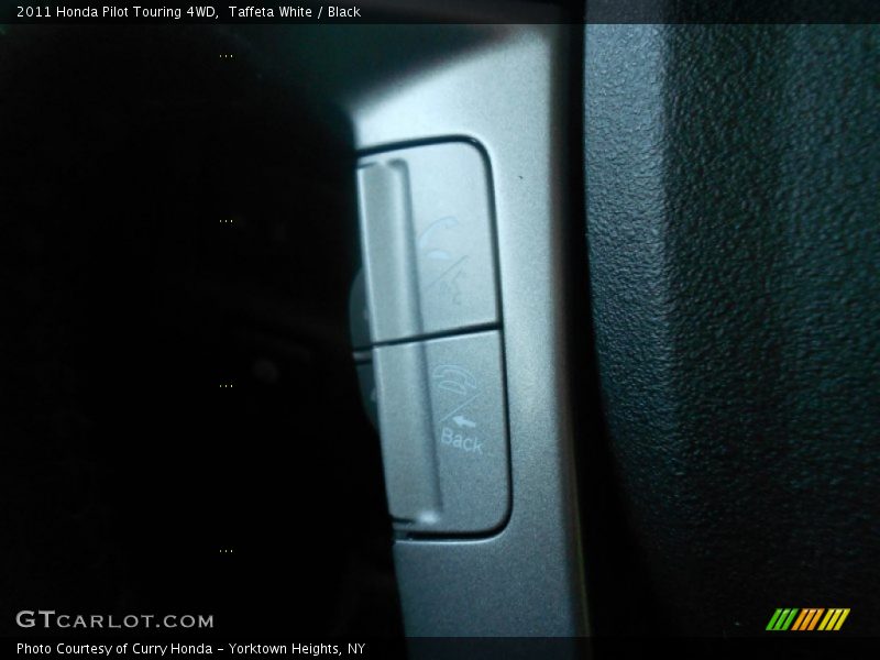 Taffeta White / Black 2011 Honda Pilot Touring 4WD
