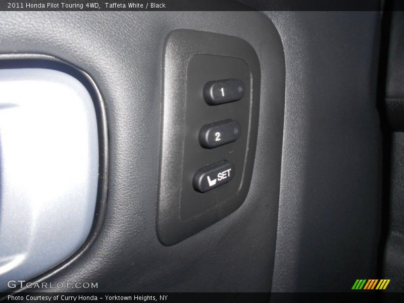 Taffeta White / Black 2011 Honda Pilot Touring 4WD