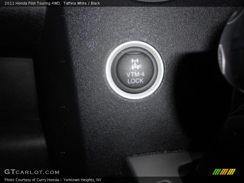 Taffeta White / Black 2011 Honda Pilot Touring 4WD