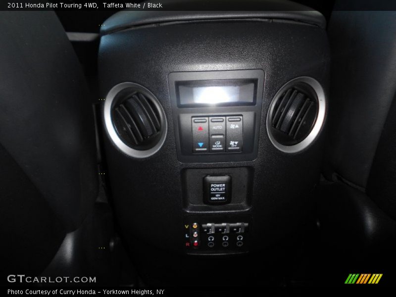 Taffeta White / Black 2011 Honda Pilot Touring 4WD