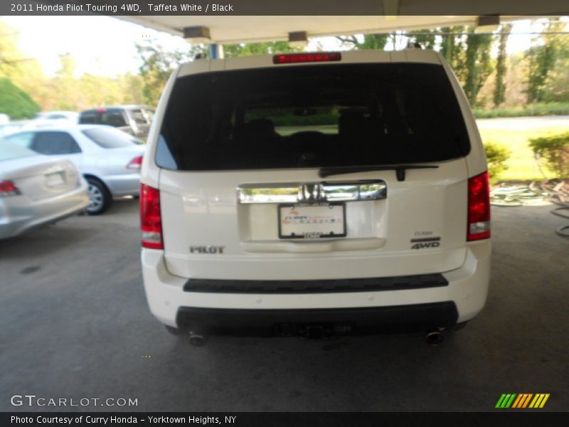 Taffeta White / Black 2011 Honda Pilot Touring 4WD