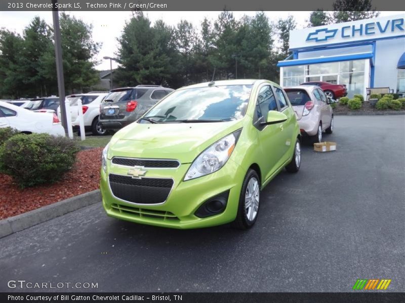 Techno Pink / Green/Green 2013 Chevrolet Spark LS