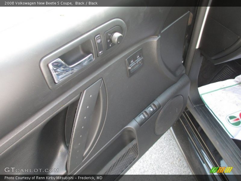 Black / Black 2008 Volkswagen New Beetle S Coupe