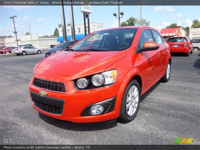 Front 3/4 View of 2013 Sonic LT Sedan