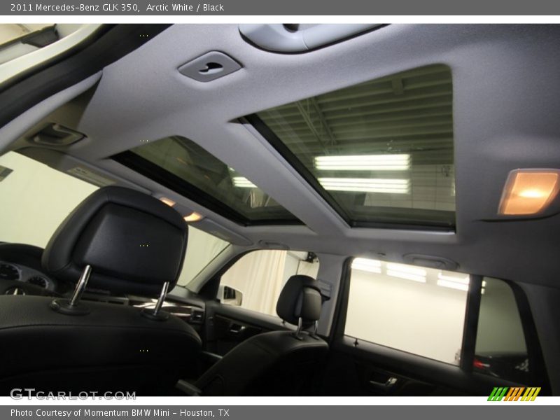 Arctic White / Black 2011 Mercedes-Benz GLK 350