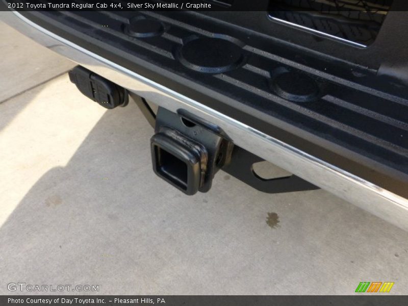 Silver Sky Metallic / Graphite 2012 Toyota Tundra Regular Cab 4x4
