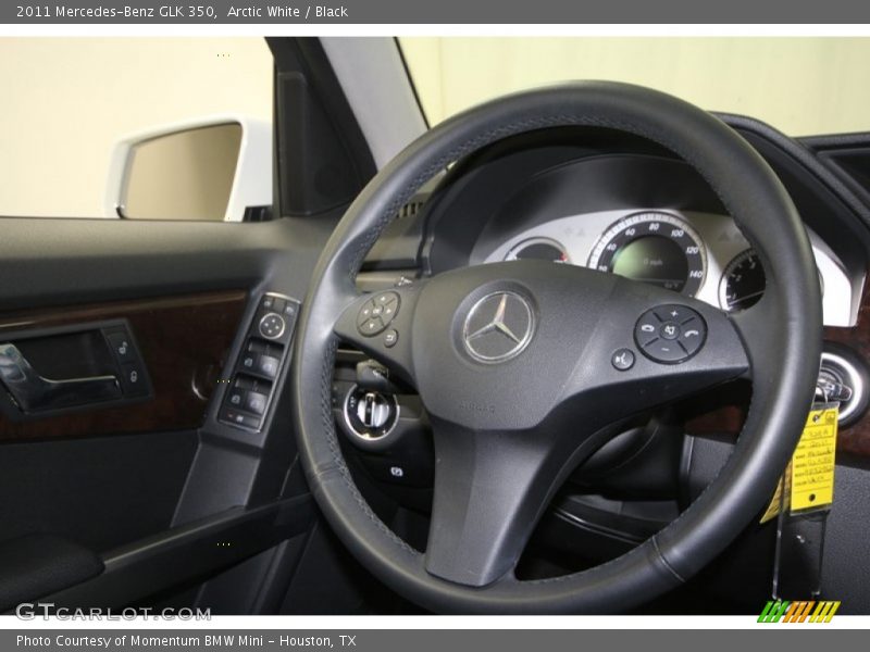 Arctic White / Black 2011 Mercedes-Benz GLK 350